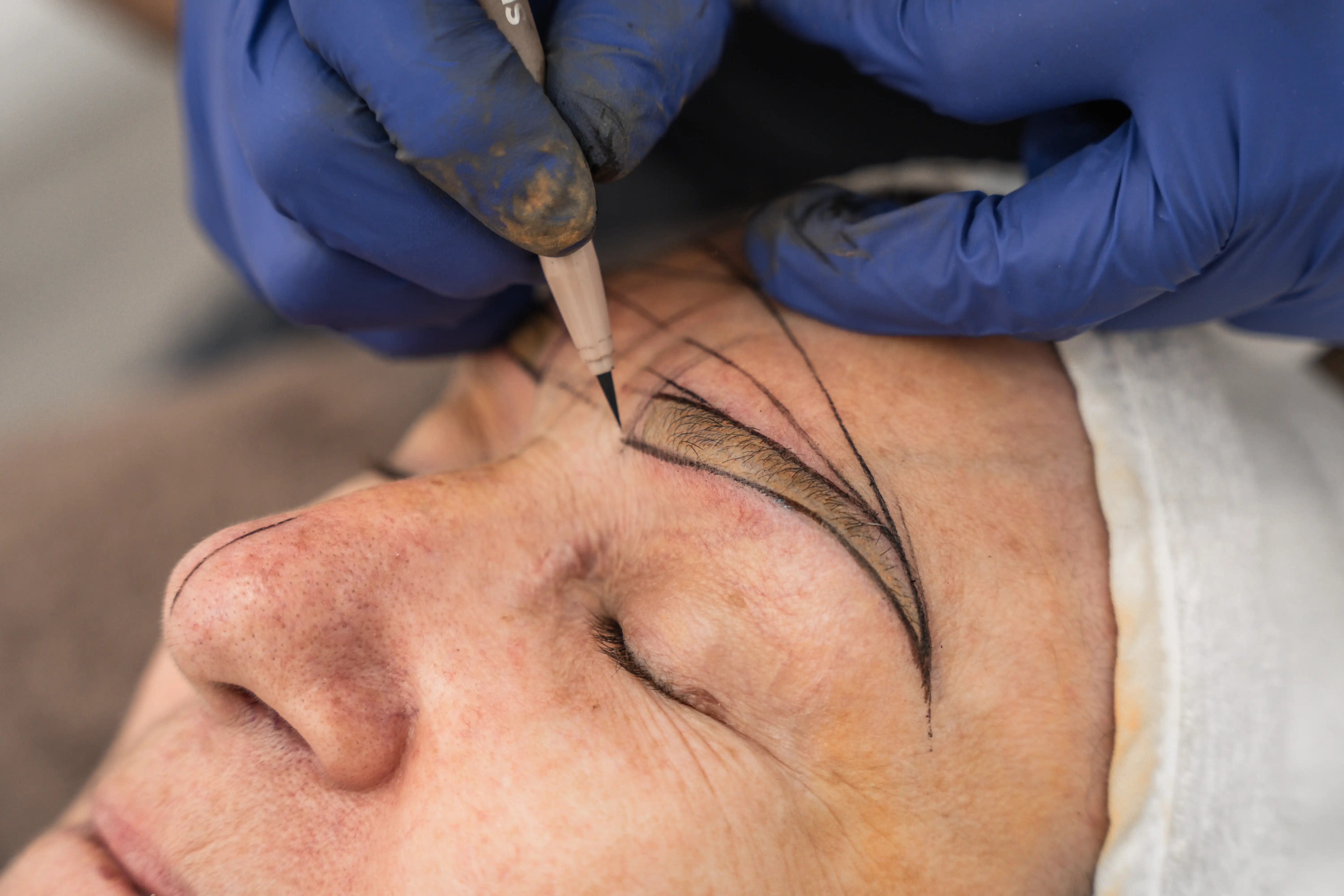 Micropigmentación de cejas en Reus