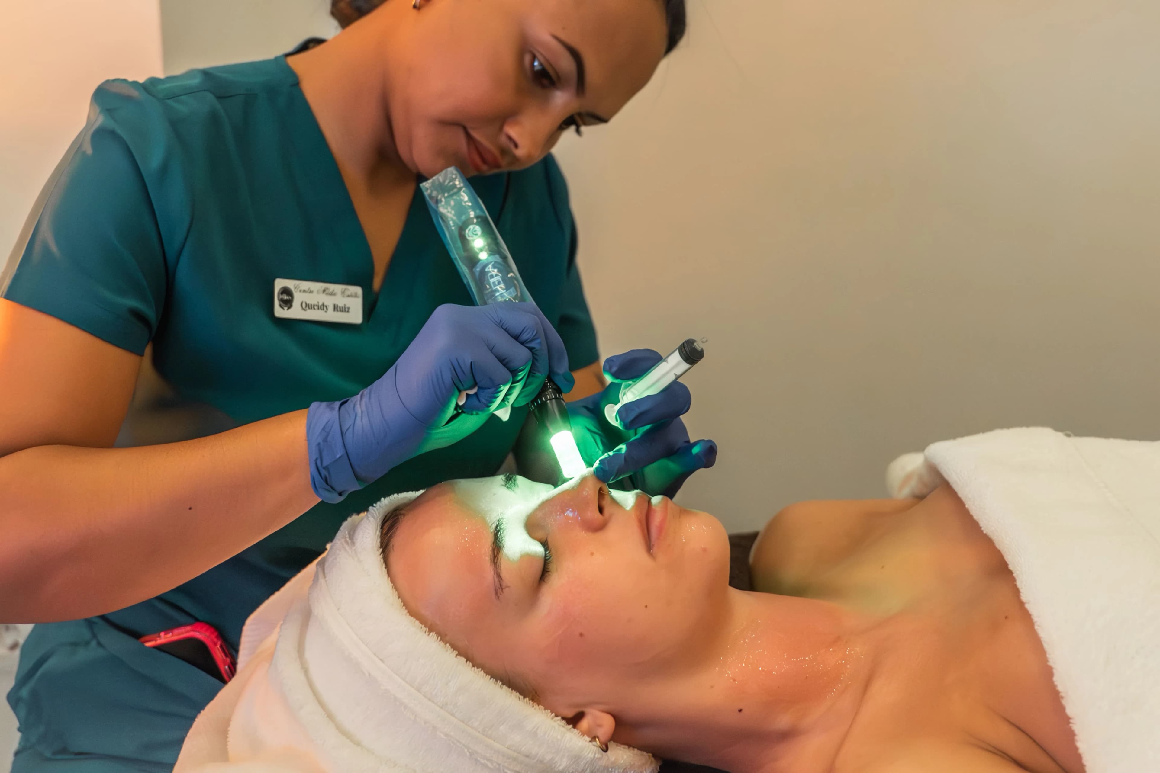 Tratamiento facial en Clínica Hera